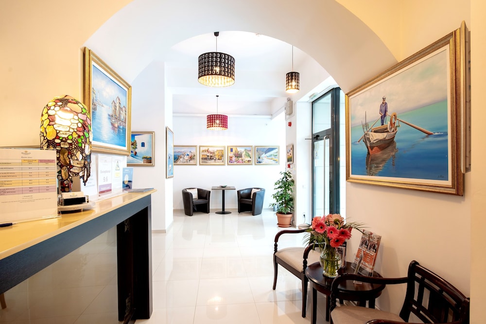 Bucur Accommodation 2/46