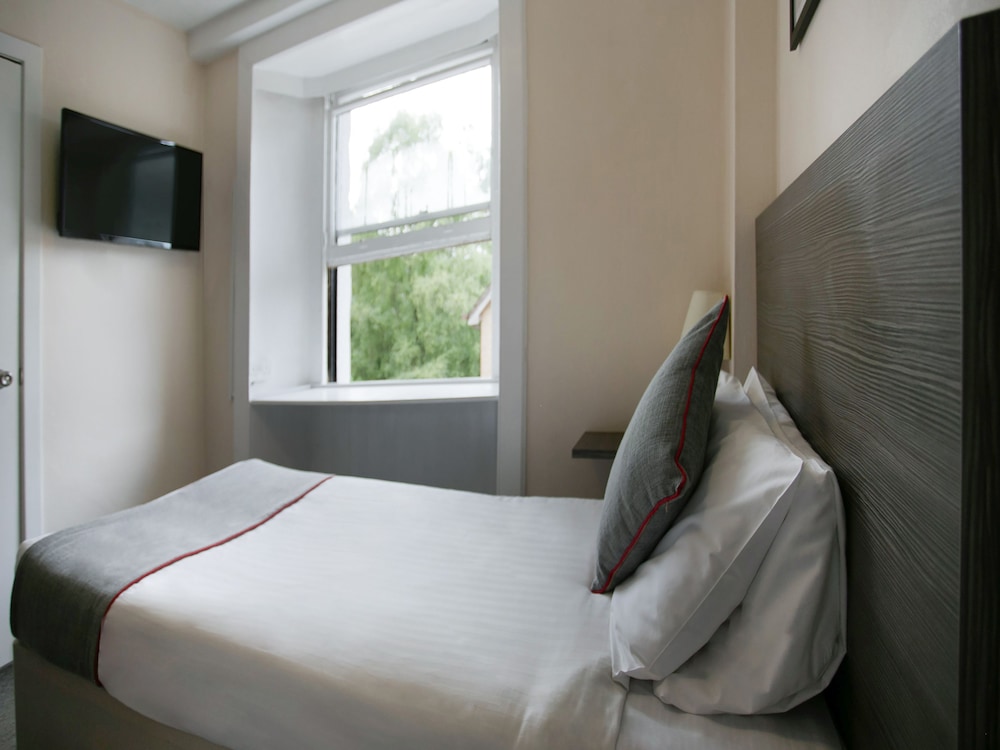 Standard, Single, Single Bed