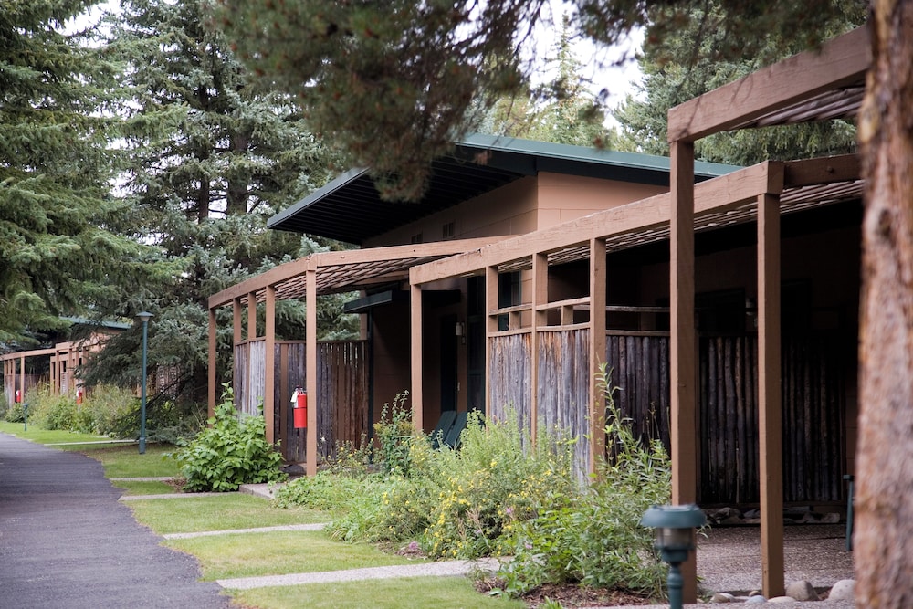 Jackson Lake Lodge 2/48