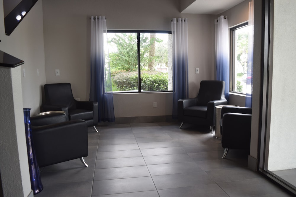 Destiny Palms Hotel Maingate West 35/50
