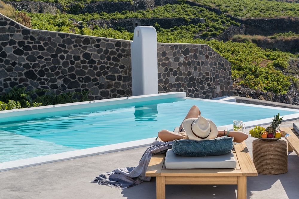 White & Co. Exclusive Island Villas 36/45