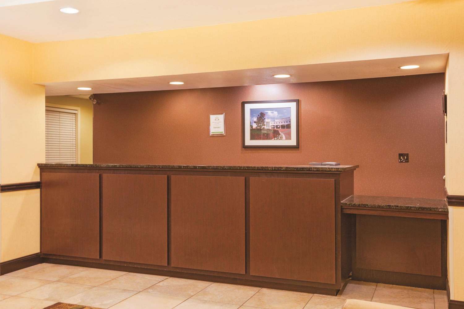 La Quinta Inn & Suites by Wyndham Lexington South / Hamburg 8/40