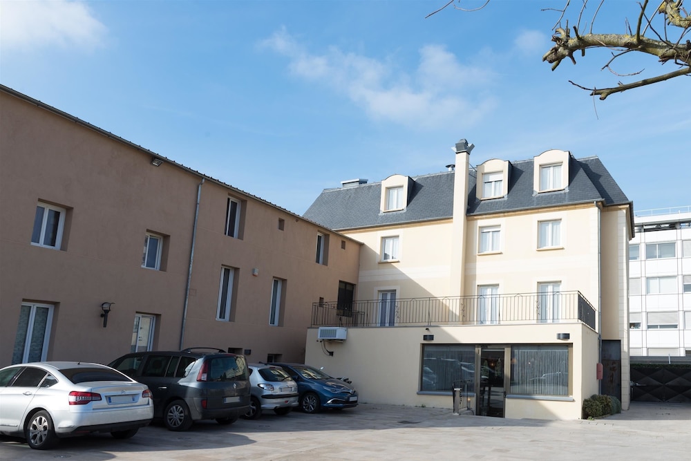 Hotel Le Saint Germain 29/33