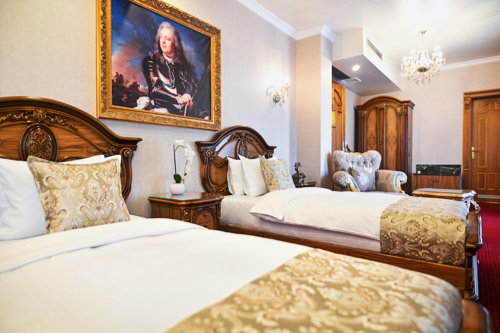 Superior, Twin Beds, King Bed
