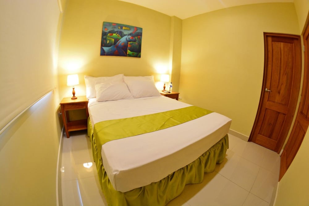 Hostal Santa Martha 4/35