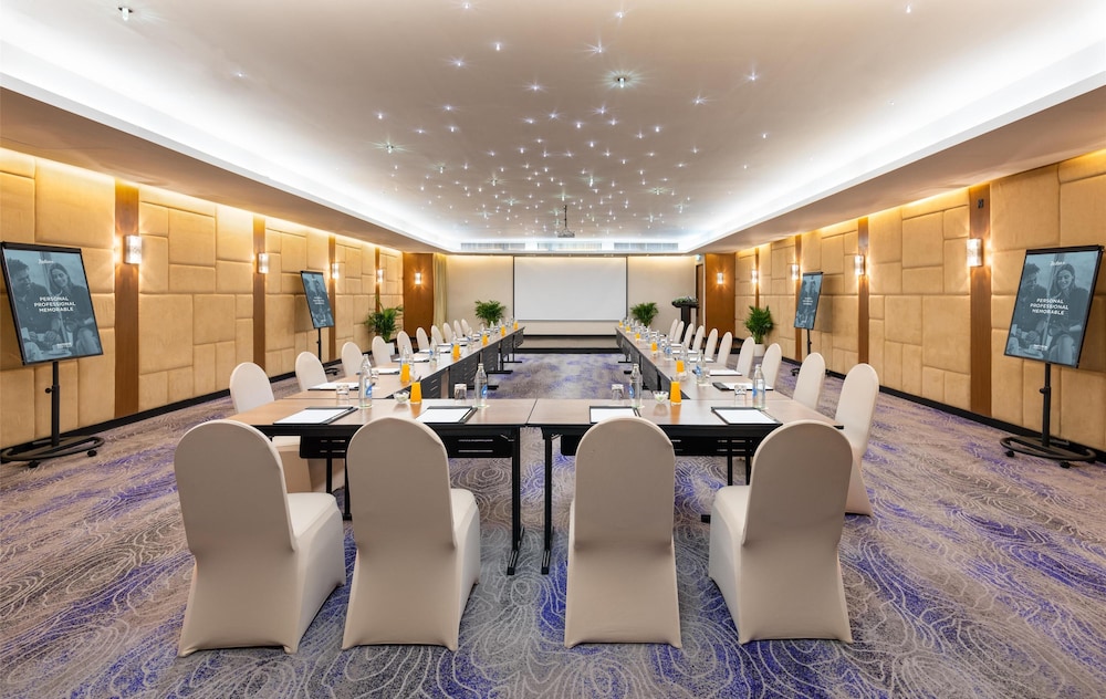 RADISSON SUITES BANGKOK SUKHUMVIT 61/73