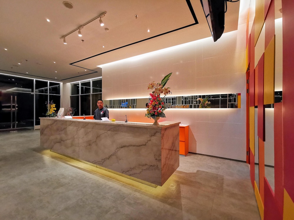 Lobby at Zuri Express Banjarmasin, BANJARMASIN