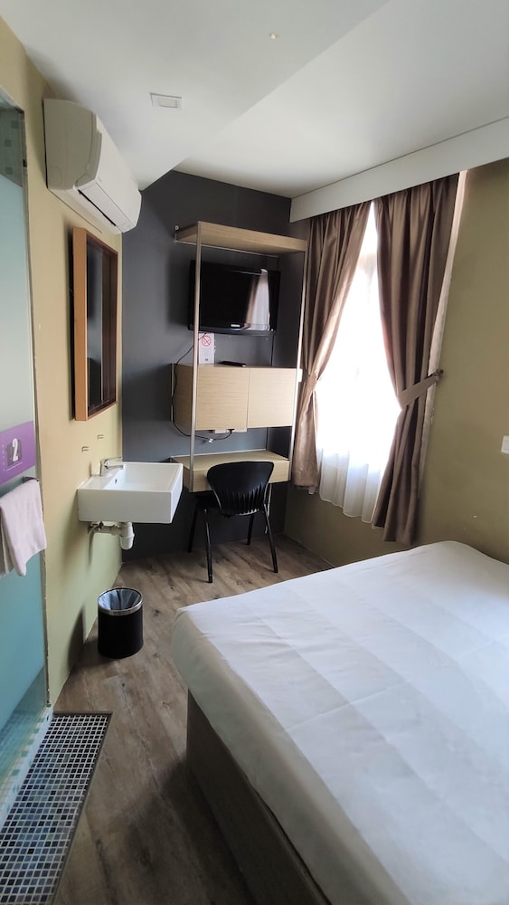Hotel 1929 27/76
