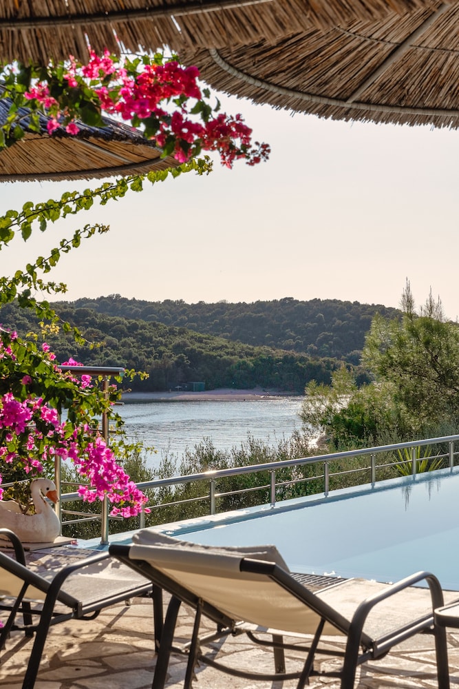 Costa Smeralda 38/46