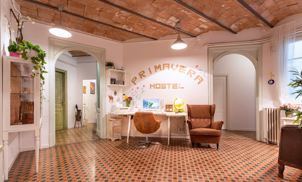 Primavera Hostel 53/70