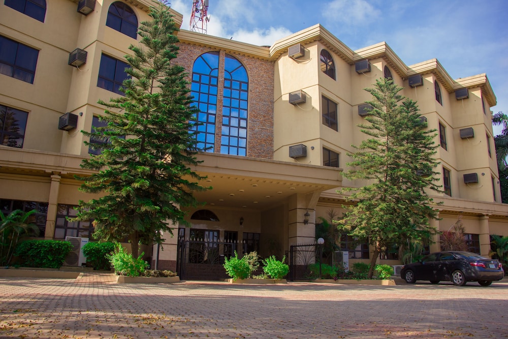 Heritage House Square Hotel 7/64