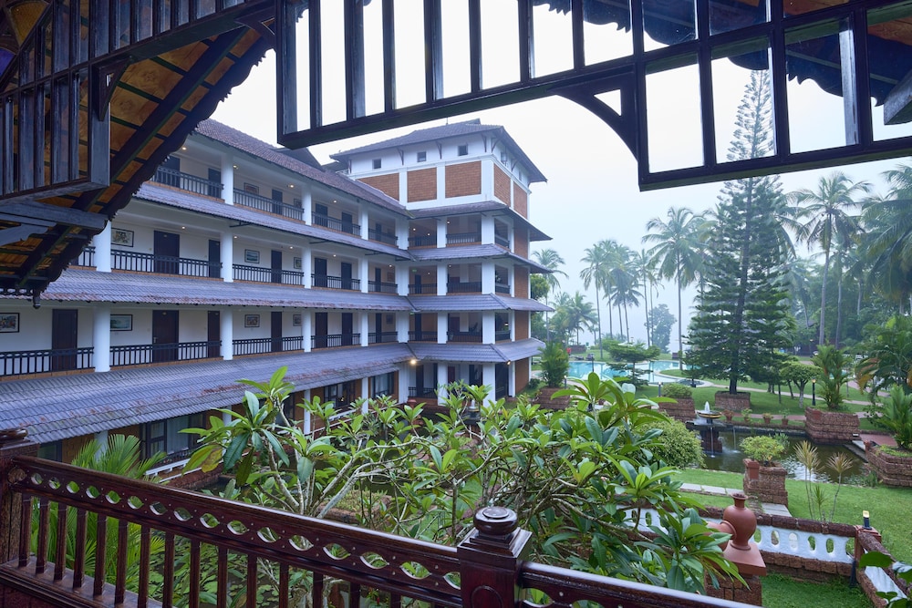 The Raviz Kadavu in KONDOTTI