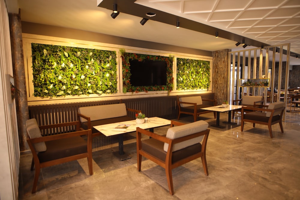 Grand Cakiroglu Hotel 20/26