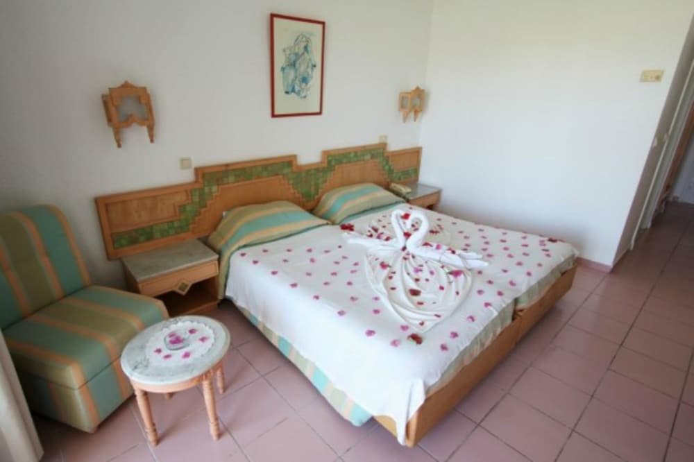 Djerba Holiday Beach 8/50
