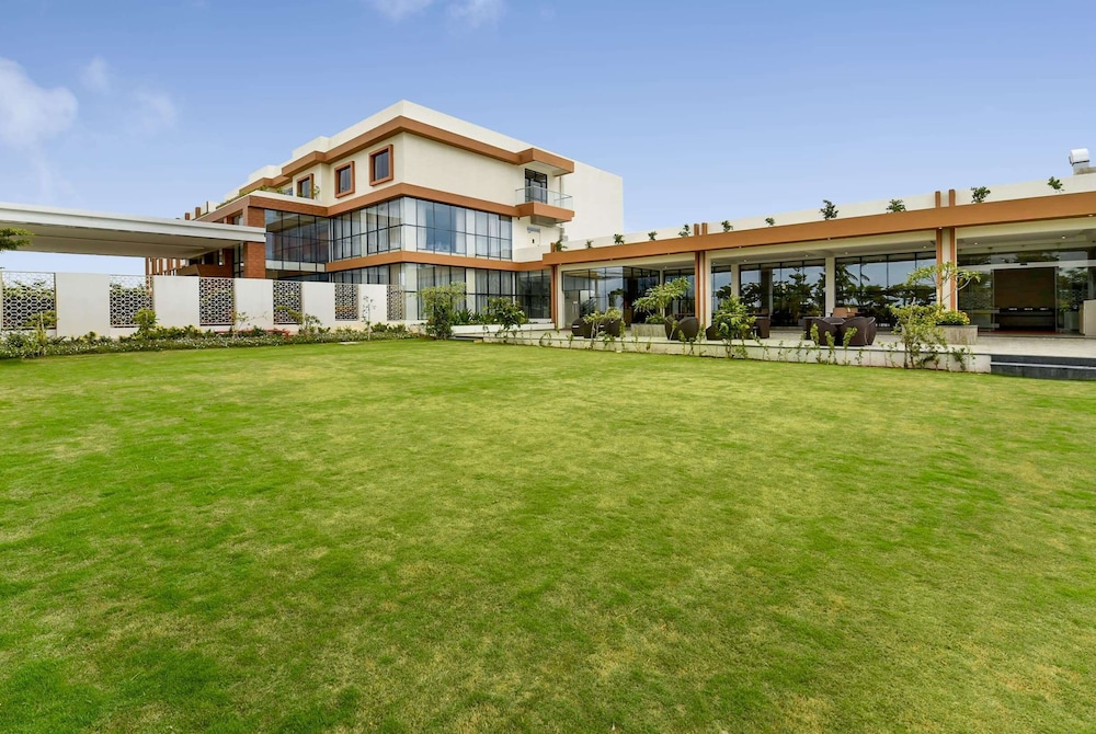 Ramada By Wyndham Bengaluru Yelahanka 61/66