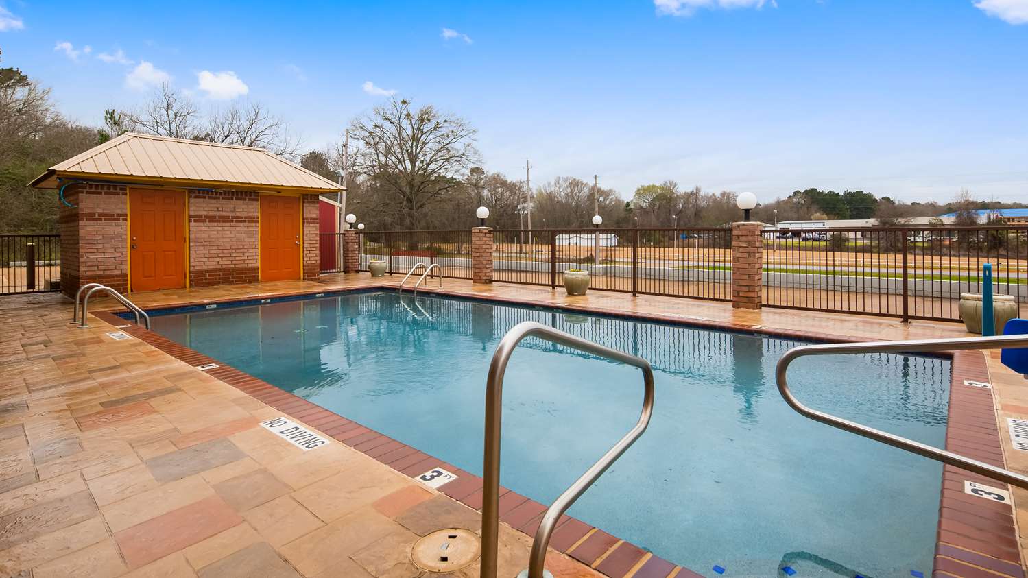 Best Western Executive Inn Marshall 1/7