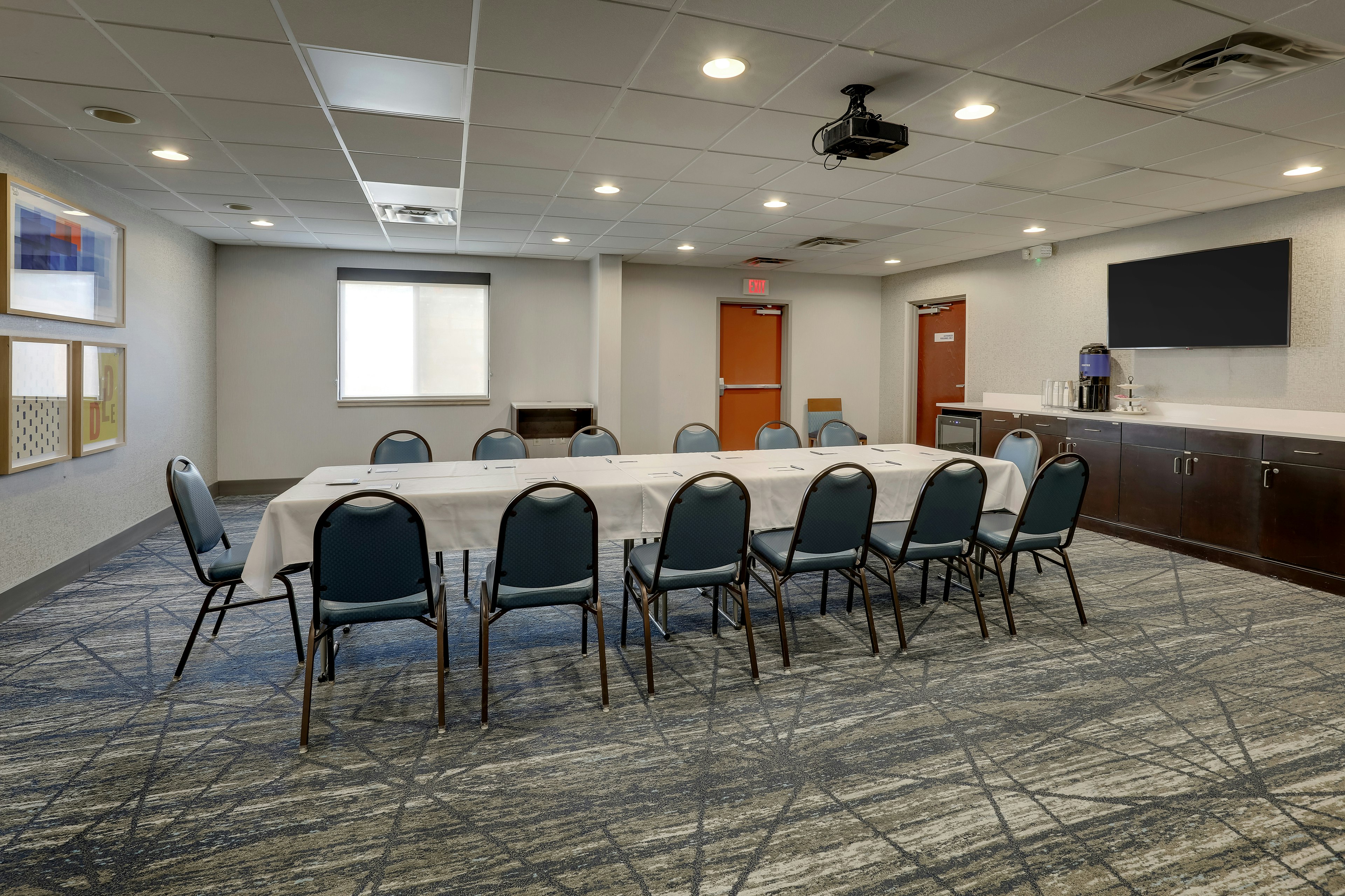 Holiday Inn Express Hotel And Suites Gadsden W Near Attalla 62/76
