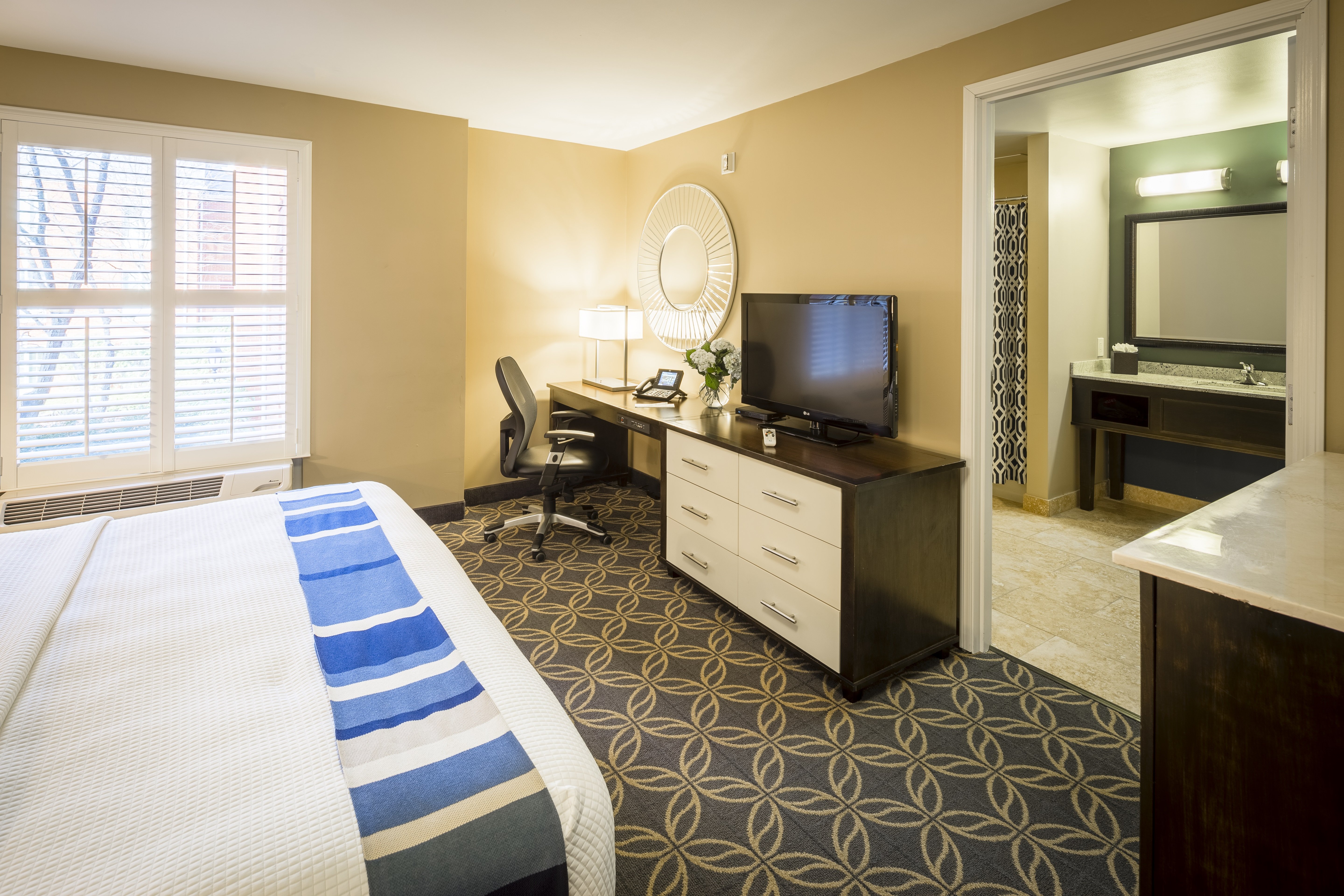 Nationwide Hotel and Conference Center 7/50