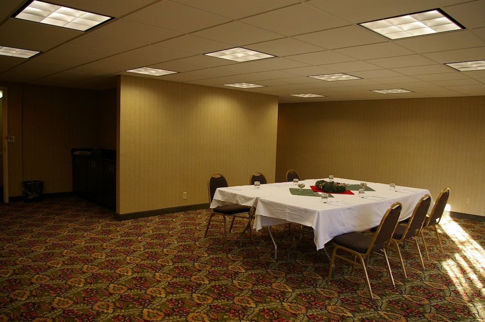 Sturbridge Host Hotel 25/71