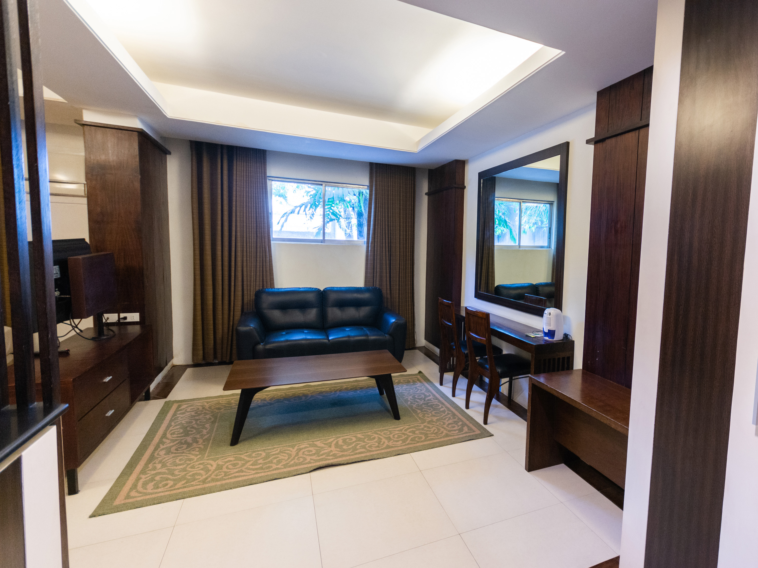 Chito's Hotel 33/50