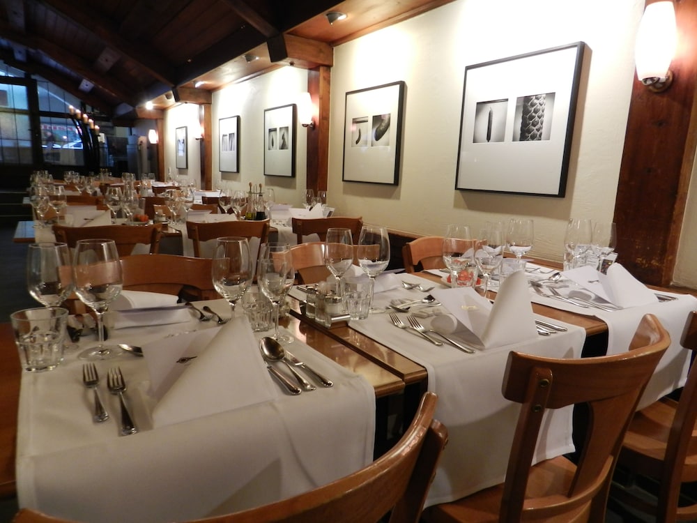 Hotel Restaurant Goldener Schlussel Bern 50/71