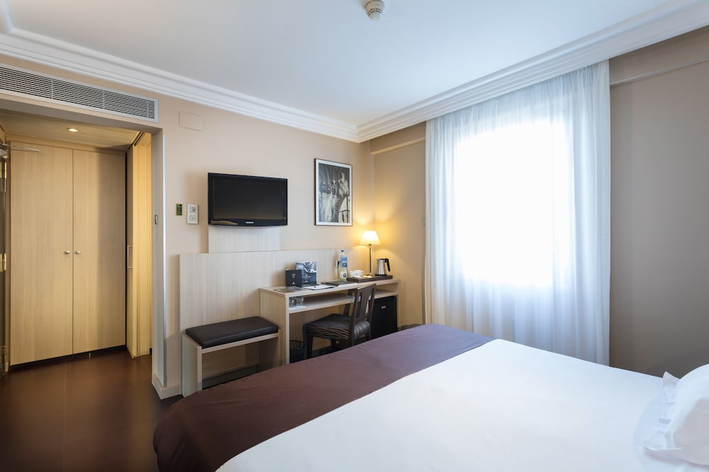 Hotel SERHS Rivoli Rambla 29/66
