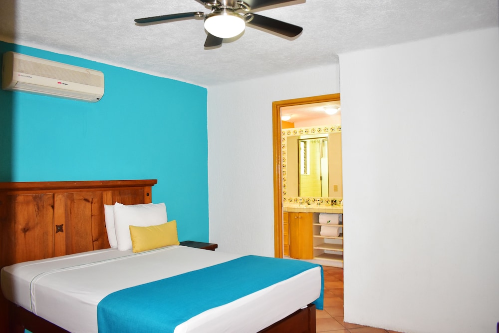 Hotel Casa Iguana Mismaloya 13/50