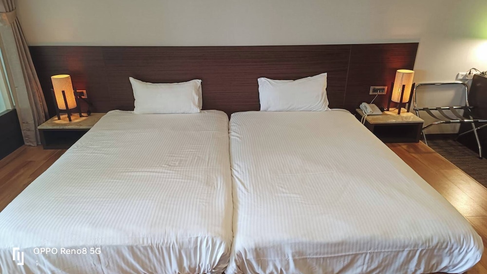 New Taipei Hot Spring Hotel 30/50