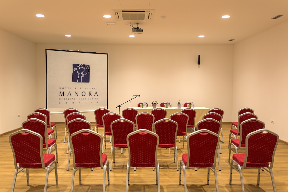 HOTEL MANORA 66/76