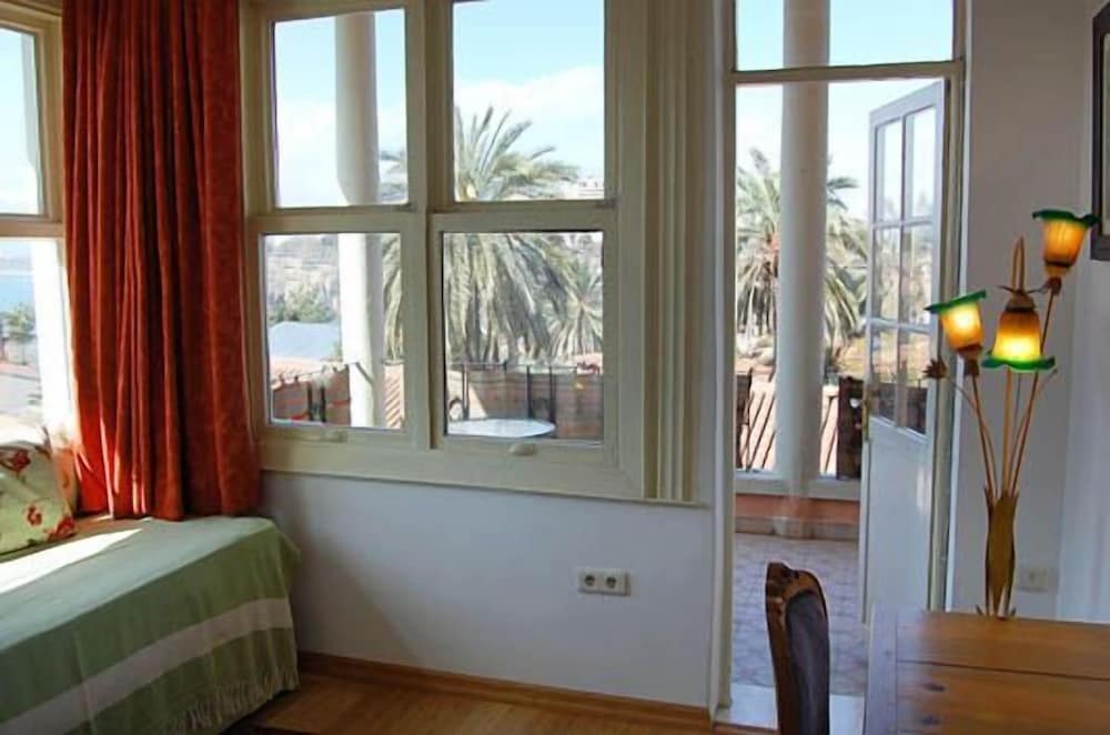 Villa Tulipan 25/50
