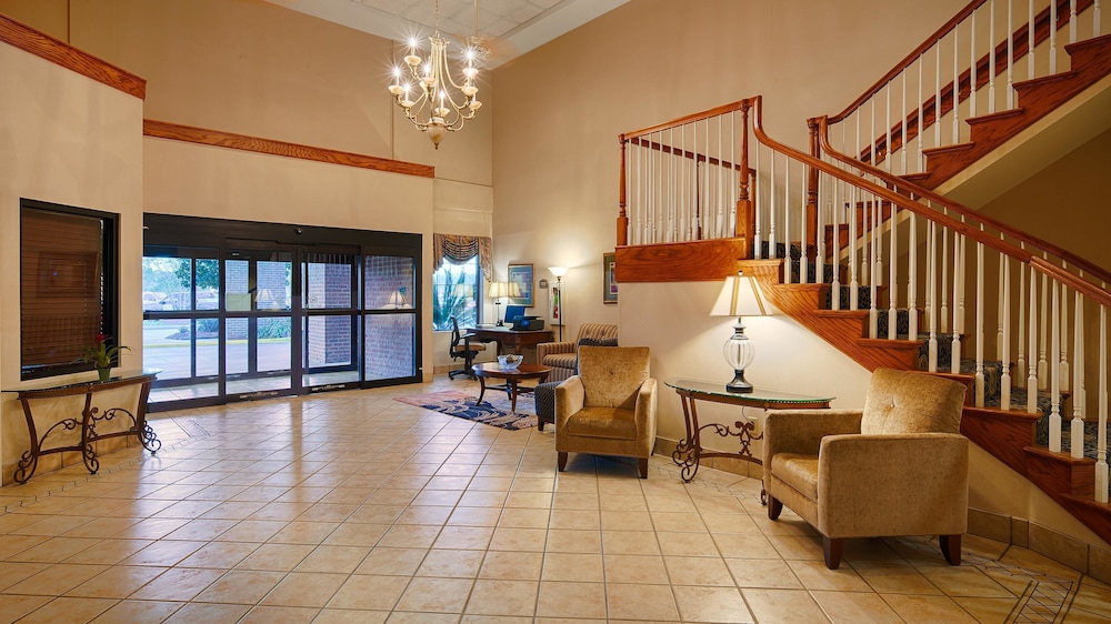 Best Western Plus Executive Hotel Suites 27/50