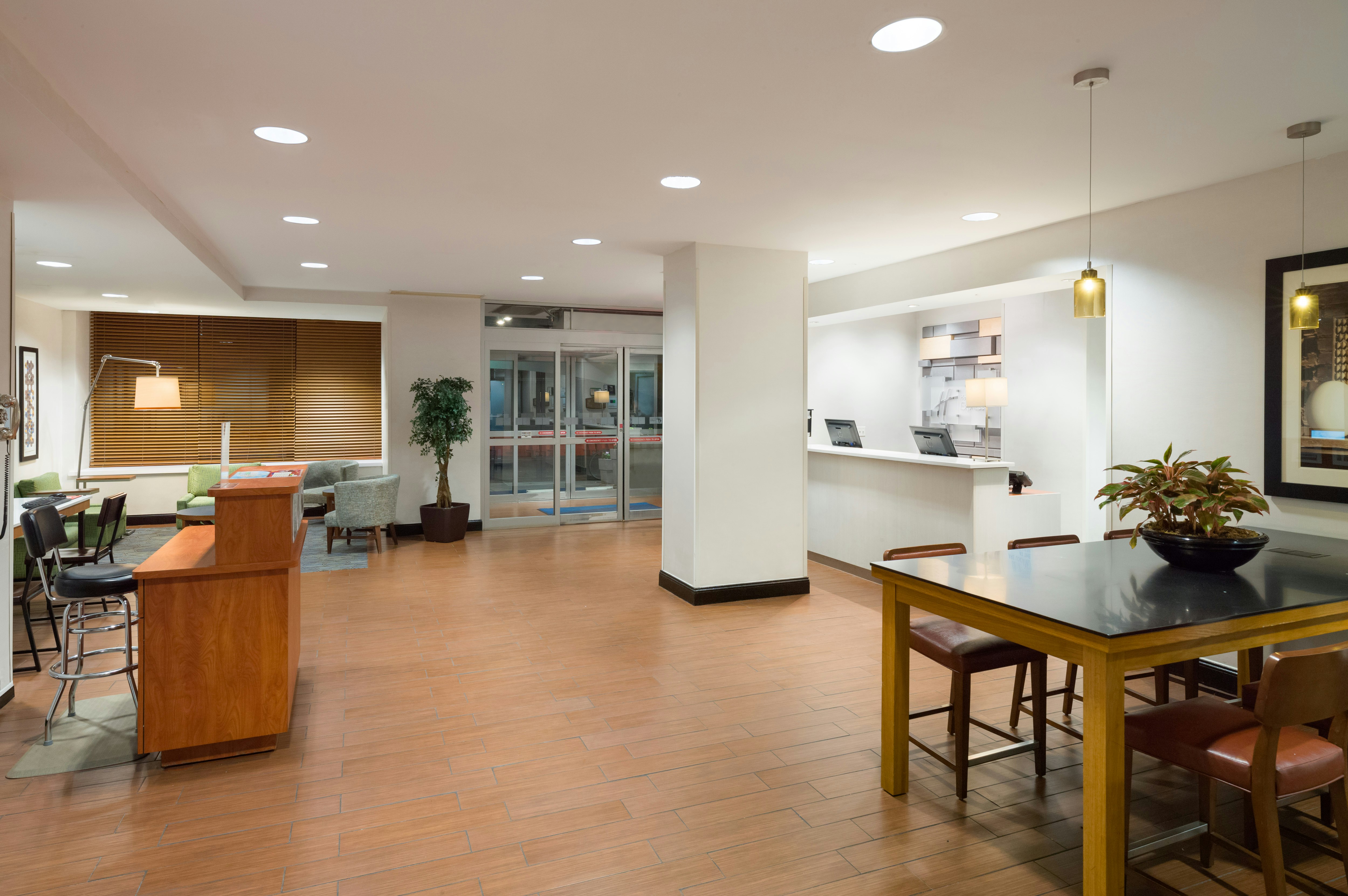 Holiday Inn Express New York City Times Square 36/55