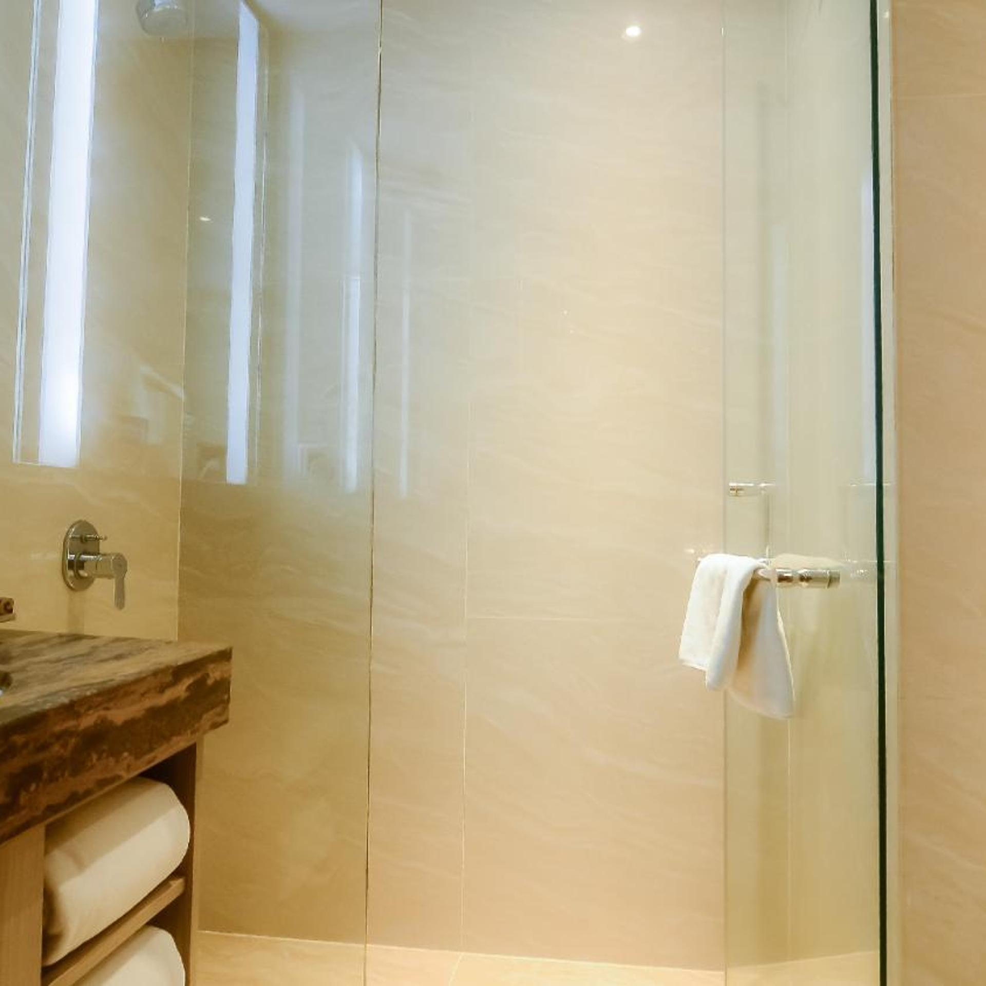 The Excelton Hotel Palembang 54/54