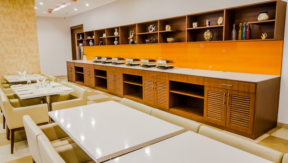 Siesta Navi Mumbai 35/41