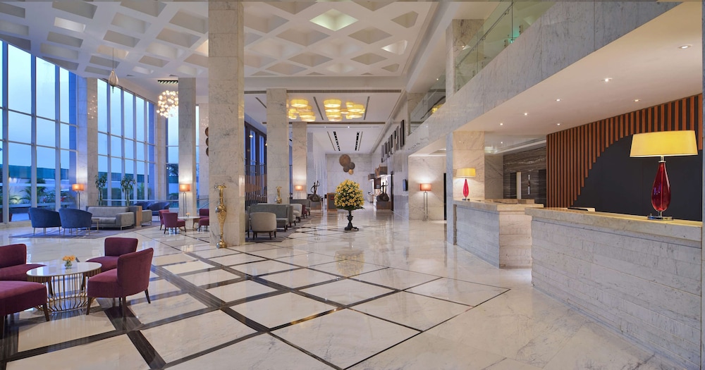 Radisson Hotel Agra 4/68