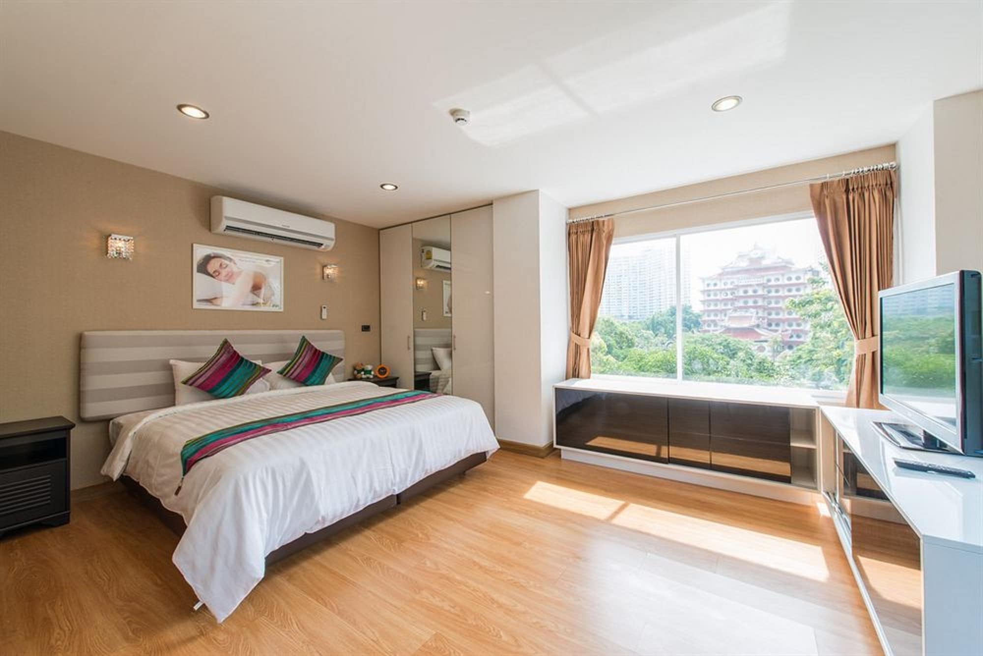 2 BEDROOMS, APARTMENT