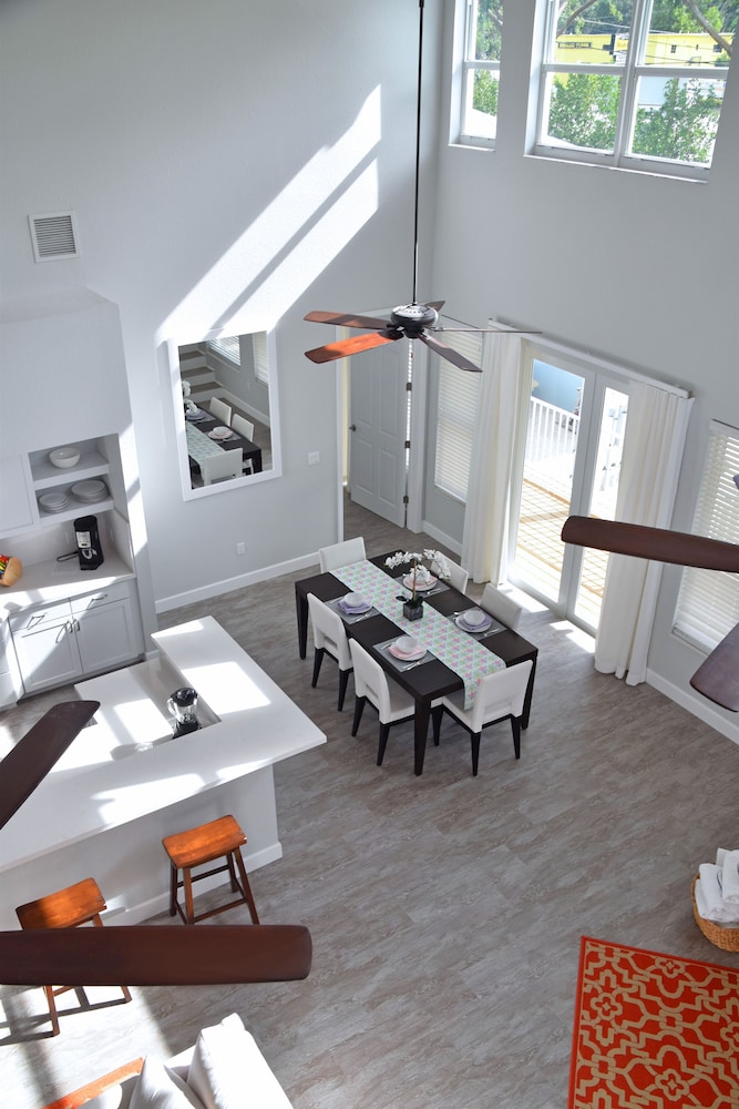 Dolphin Point Villas 25/50