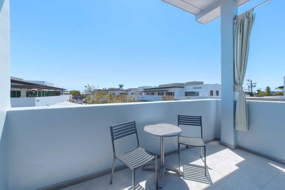Shade Hotel Manhattan Beach 38/50