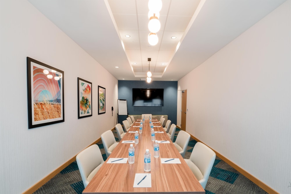 Hyatt House Sacramento Airport - Natomas 32/46
