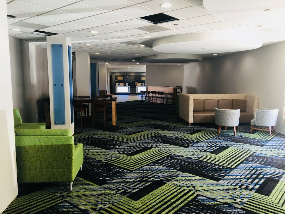 Holiday Inn Express Towson Baltimore North 43/63