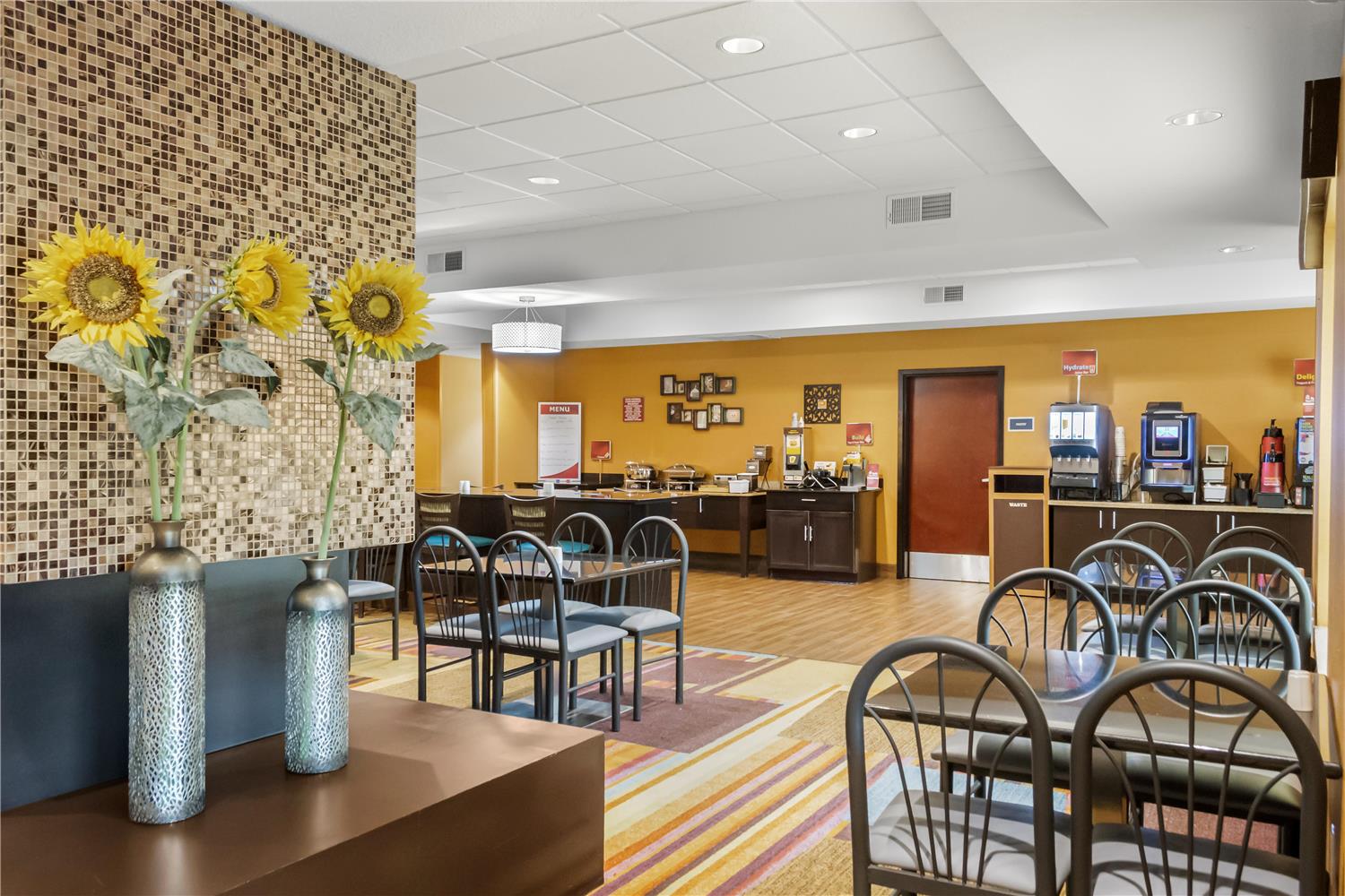 restaurant cafeteria