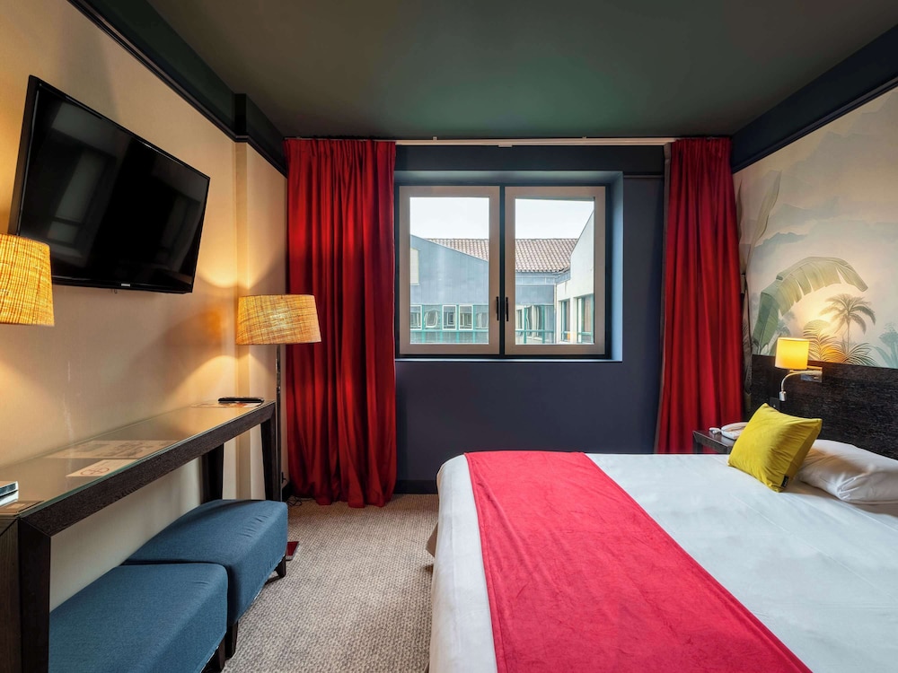 SUPERIOR, DOUBLE BED