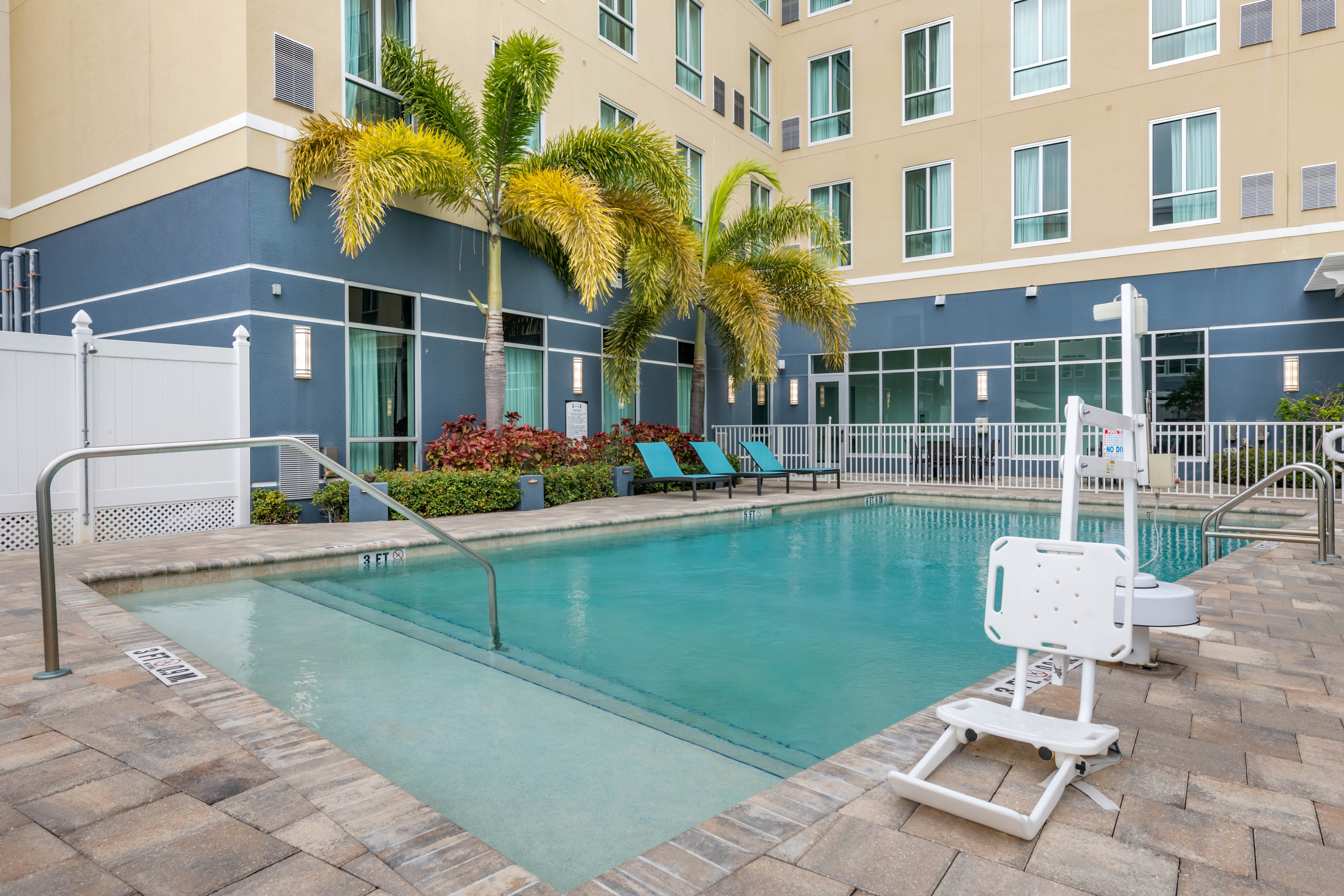 Staybridge Suites St. Petersburg FL 74/79