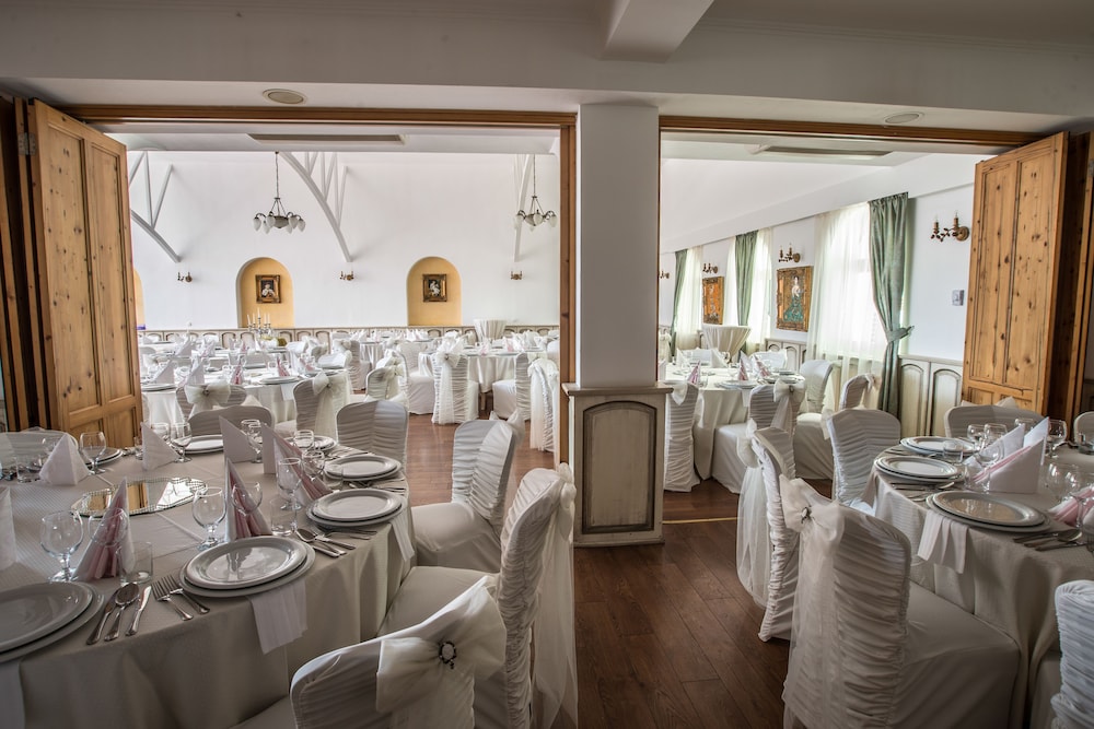 Mercure Medias Binderbubi Hotel And Spa 34/45