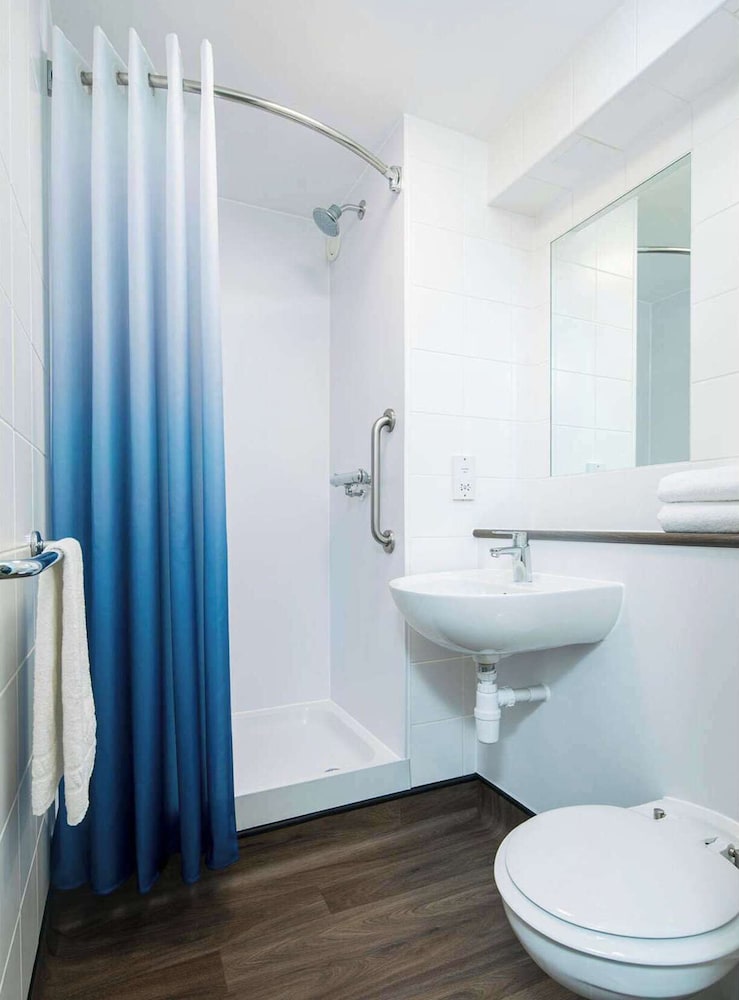Travelodge Inverness Fairways 31/36