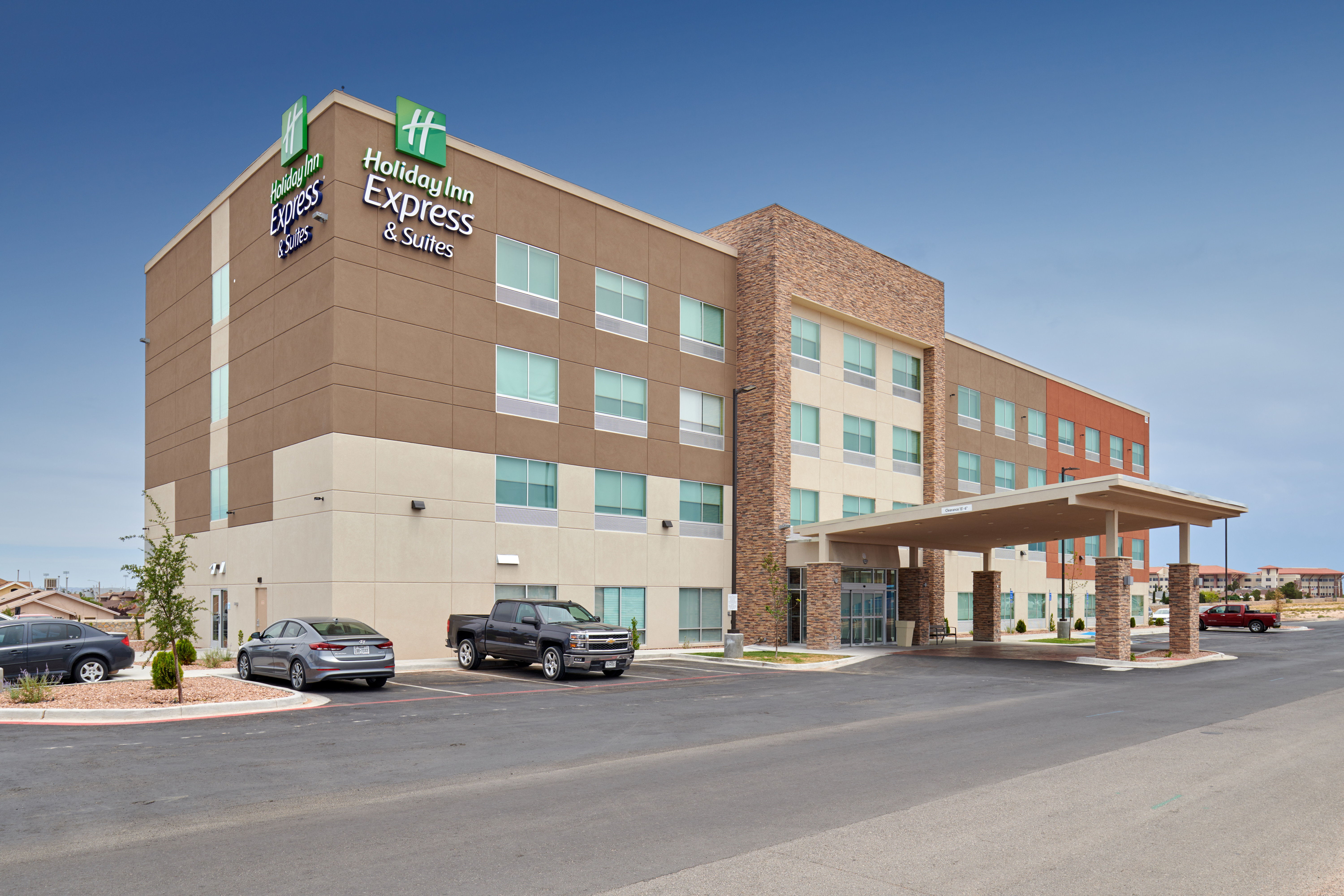 Holiday Inn Express and Suites El Paso East 54/59