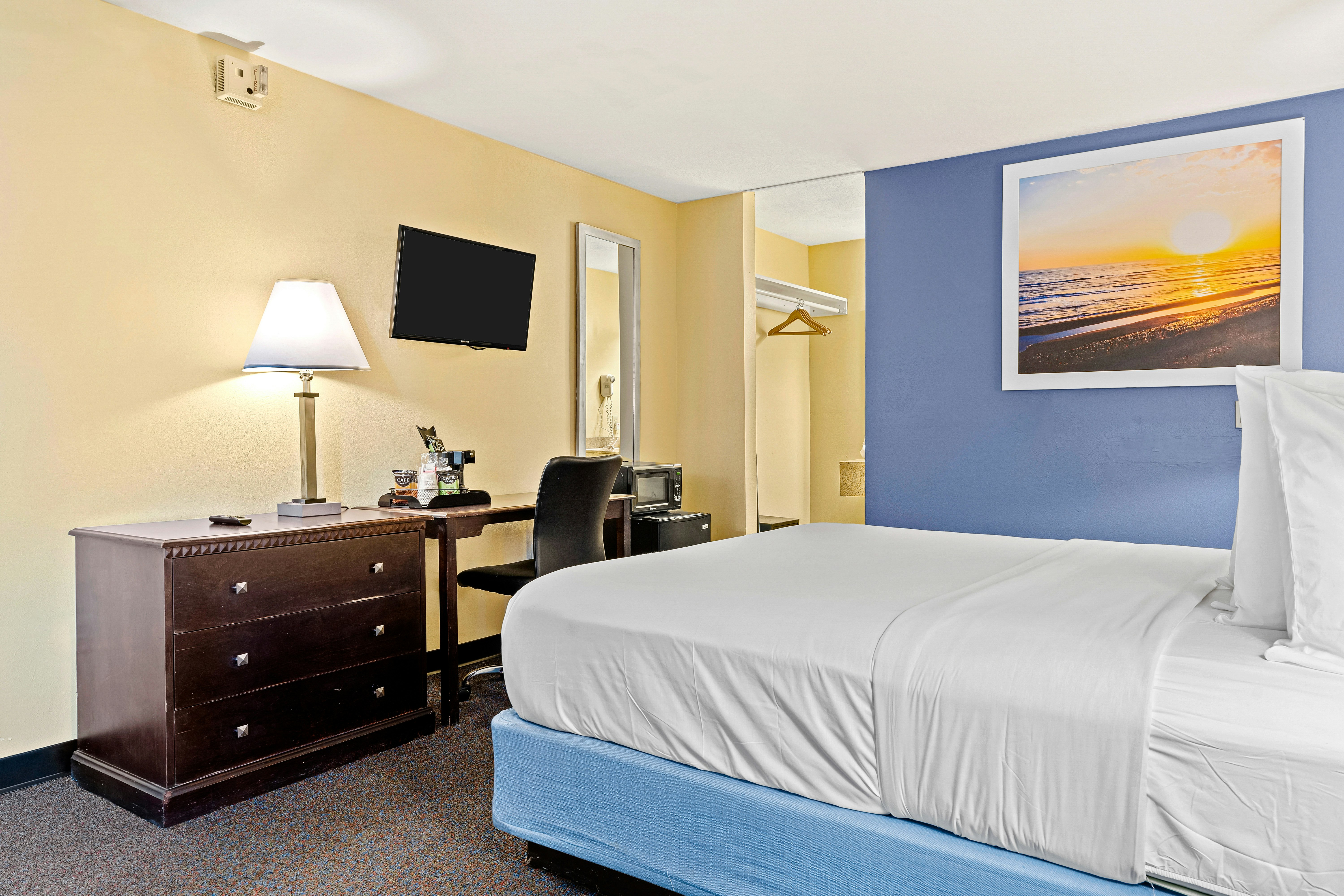 Baymont by Wyndham Orlando North Millenia 9/23