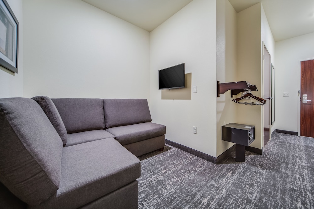 Cobblestone Hotel & Suites - Cozad 35/45