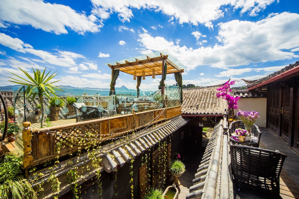 Lijiang Wengjia Dayuan 40/45