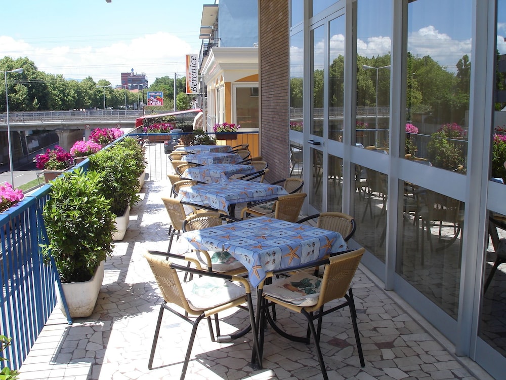 Hotel Madrid 15/26